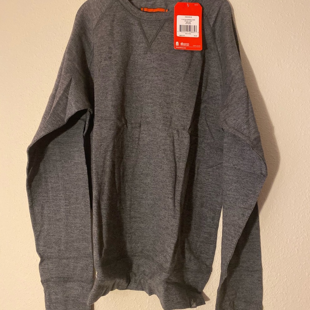 New the north face men sweater , size M
